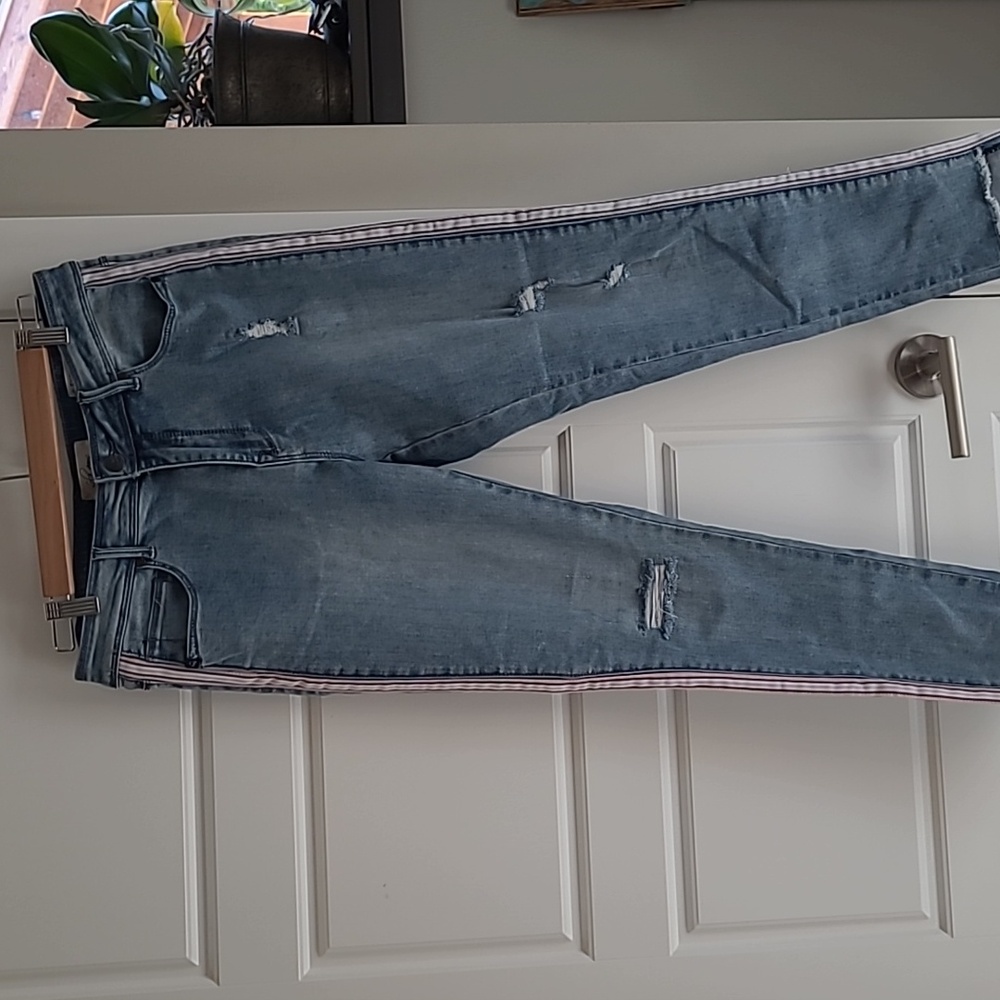 Lola jeans. Size 8/30